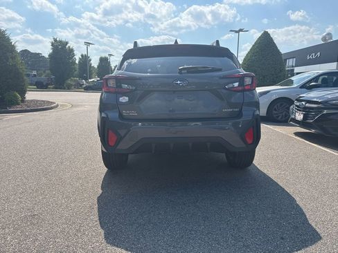 Used 2024 Subaru Crosstrek 2.0i Premium AWD/4WD image 4