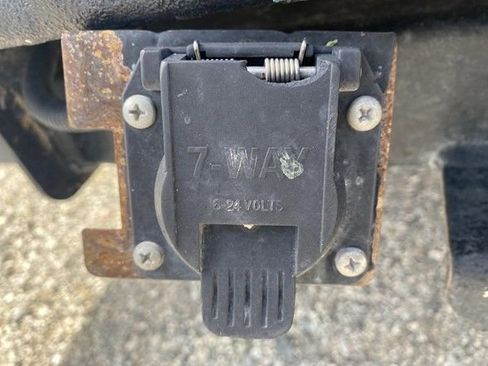 Used 2024 Chevrolet Silverado 3500 LT w/ Convenience Package image 58