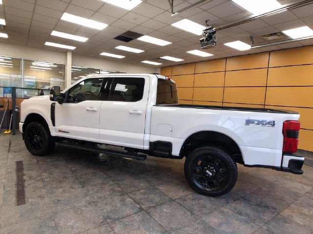 New 2026 Ford F350 Lariat w/ Black Appearance Package AWD/4WD image 5