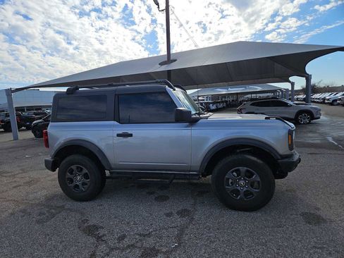 Used 2022 Ford Bronco Big Bend image 9