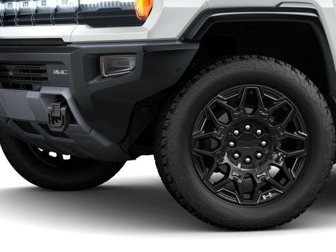 New 2025 GMC Hummer EV 3X w/ LPO, Illumination Package image 65