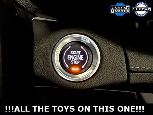 Used 2023 Buick Envision Avenir image 32