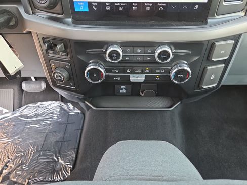 Used 2024 Ford F150 XLT w/ Tow/Haul Package AWD/4WD image 25