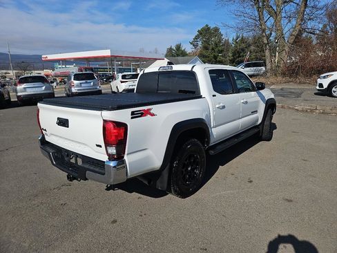Used 2023 Toyota Tacoma SR5 w/ SX Package image 3