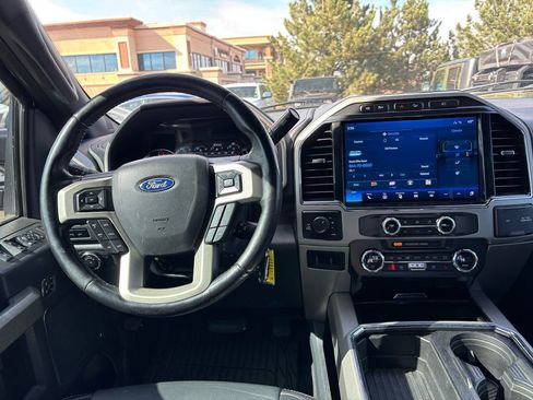 Used 2022 Ford F250 4x4 Crew Cab Super Duty image 20
