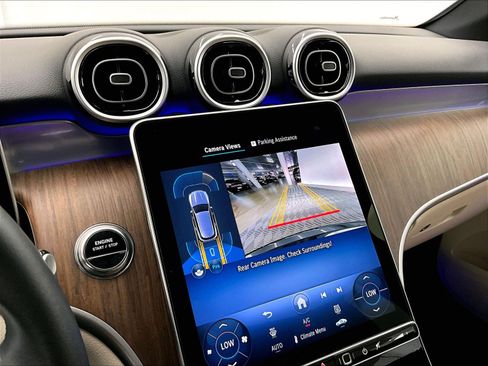 Certified 2025 Mercedes-Benz GLC 350e 4MATIC image 29