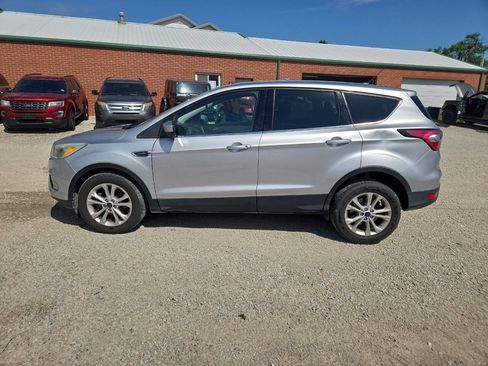Used 2017 Ford Escape SE AWD/4WD image 5