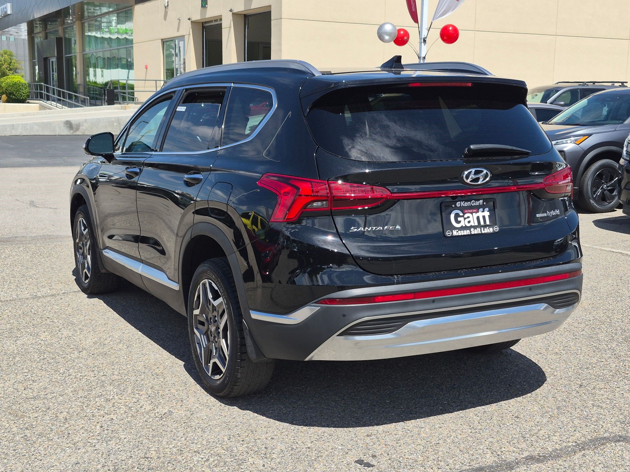 Certified 2023 Hyundai Santa Fe Limited w/ Cargo Package AWD/4WD image 5