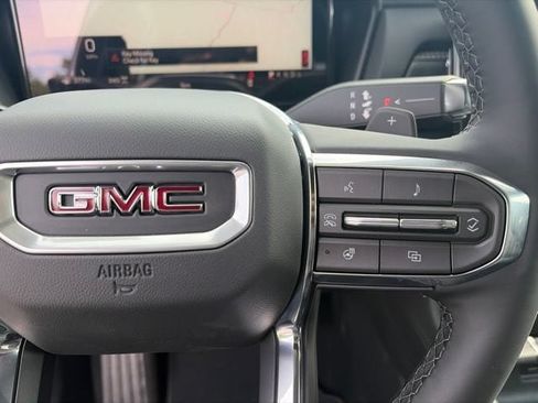New 2027 GMC Terrain Elevation w/ Elevation Premium Package AWD/4WD image 17