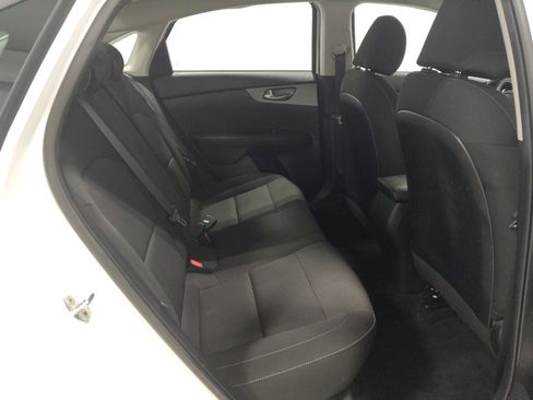 Used 2021 Kia Forte LXS image 19