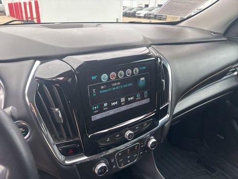 Used 2018 Chevrolet Traverse LT FWD image 7