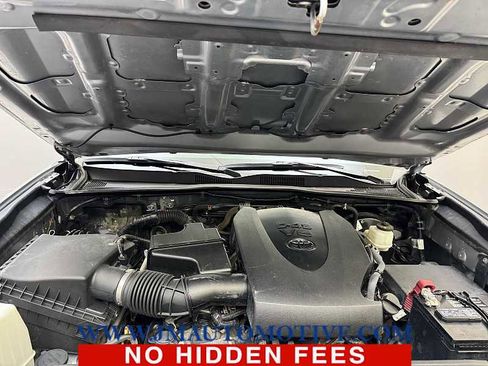 Used 2019 Toyota Tacoma SR5 image 10