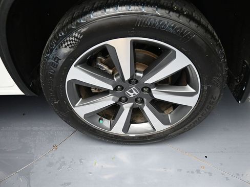 Used 2023 Honda Pilot Touring image 24