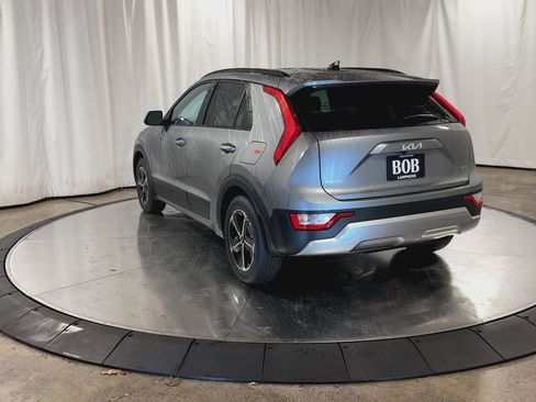 New 2026 Kia Niro LX image 7