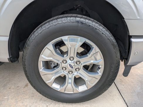 Used 2023 Ford F150 Platinum w/ Equipment Group 701A High AWD/4WD image 9