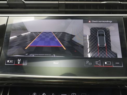 Used 2025 Audi Q7 3.0T Prestige AWD/4WD image 12