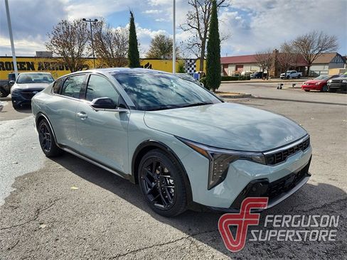 New 2025 Kia K4 GT-Line Turbo image 1