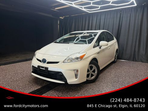 Used 2012 Toyota Prius Four FWD image 1