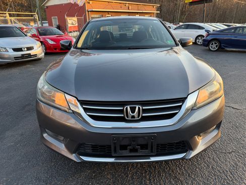 Used 2014 Honda Accord Sport image 2