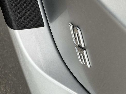 Certified 2023 Toyota Camry SE FWD image 6