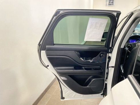 Used 2020 Lincoln Corsair Reserve w/ Equipment Group 201A image 9