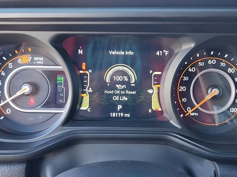 Used 2024 Jeep Wrangler Unlimited Rubicon 392 AWD/4WD image 11