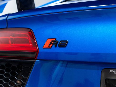 Used 2017 Audi R8 V10 plus AWD/4WD image 50