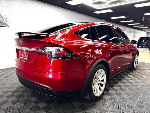 Used 2017 Tesla Model X 75D image 12