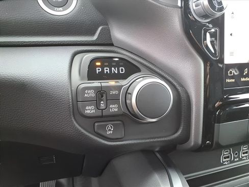 New 2026 RAM 1500 Big Horn AWD/4WD image 23