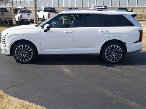 New 2027 Hyundai Palisade Calligraphy FWD image 10