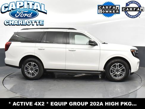 Used 2025 Ford Expedition Active image 29