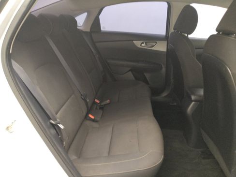 Used 2020 Kia Forte LXS FWD image 19