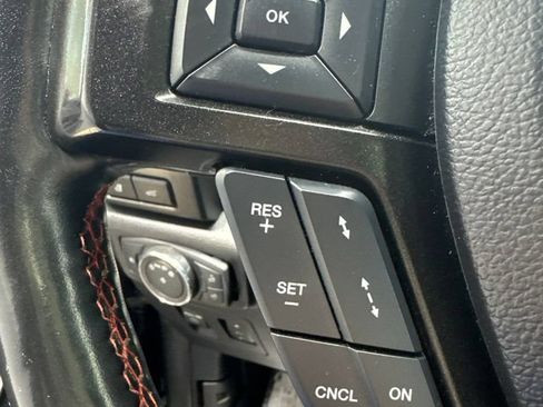 Used 2020 Ford Expedition Limited w/ Equipment Group 303A AWD/4WD image 13