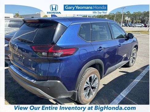 Used 2021 Nissan Rogue SV image 5