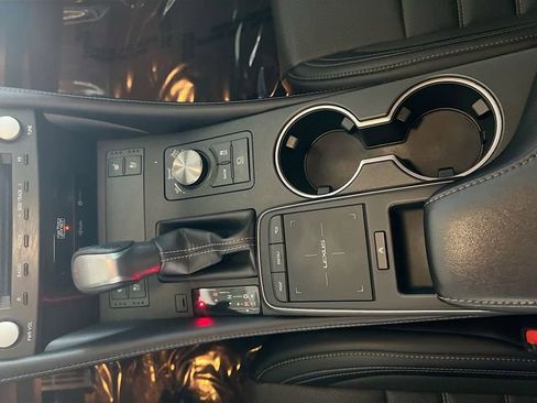 Used 2022 Lexus RC 350 F Sport image 24