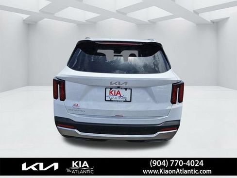 New 2025 Kia Sorento S w/ Panoramic Sunroof Package FWD image 8