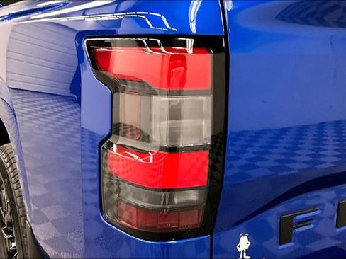 New 2026 Nissan Frontier SV image 19