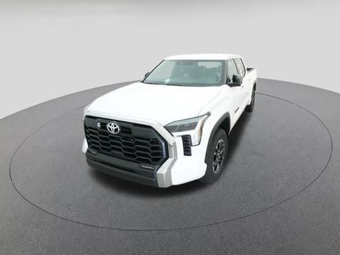 New 2025 Toyota Tundra SR5 image 16