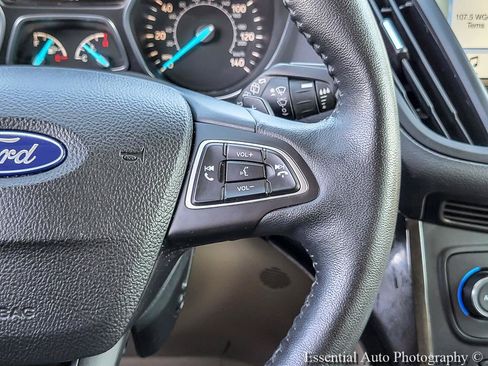 Used 2017 Ford Escape Titanium FWD image 18