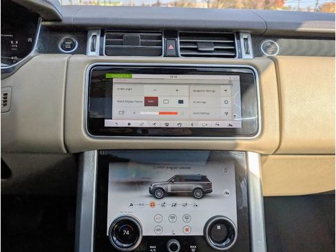 Used 2019 Land Rover Range Rover HSE image 25