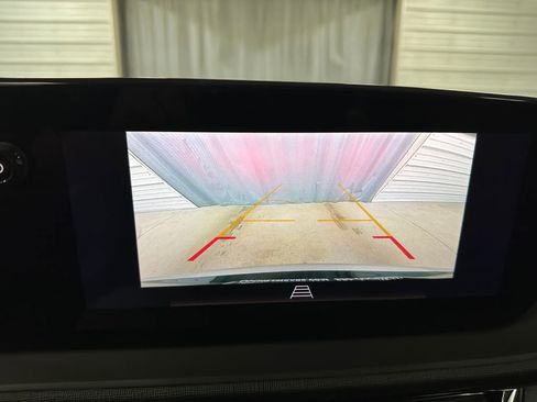 Used 2024 Buick Envista Sport Touring w/ Convenience I Package image 13