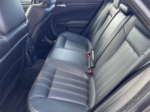 Used 2016 Chrysler 300 S AWD/4WD image 4