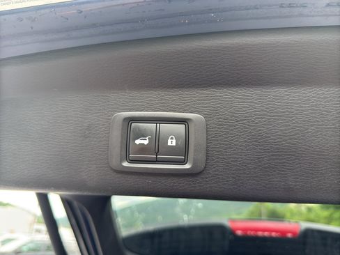 Used 2022 Mitsubishi Outlander SE AWD/4WD image 17
