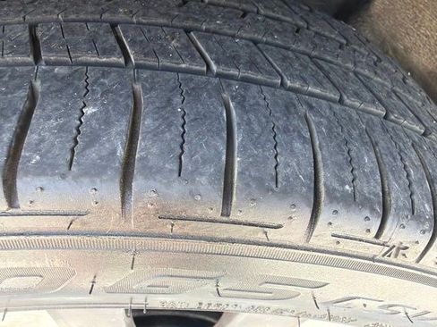 Used 2019 Subaru Ascent Limited AWD/4WD image 9
