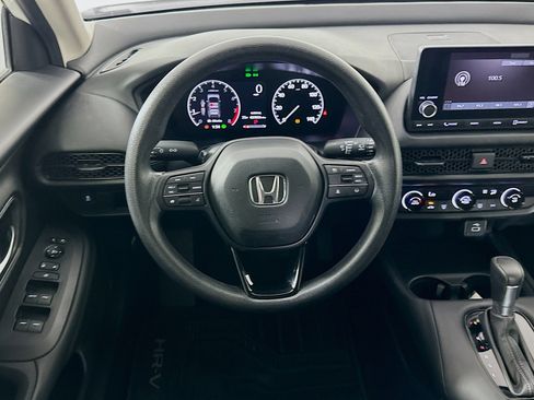 Used 2023 Honda HR-V LX image 17