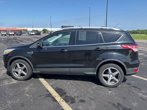 Used 2013 Ford Escape Titanium w/ Class II Trailer Tow Pkg FWD image 8
