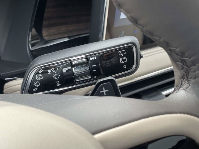 Used 2024 Lincoln Corsair Grand Touring AWD/4WD image 30