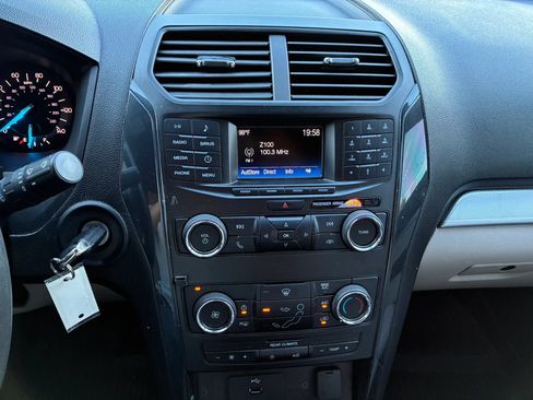 Used 2018 Ford Explorer 4WD image 19