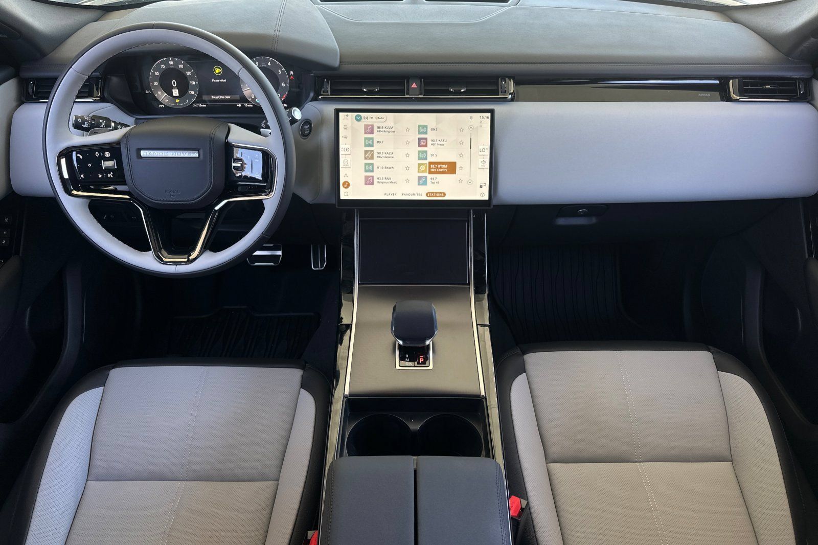 New 2026 Land Rover Range Rover Velar Dynamic SE AWD/4WD image 13