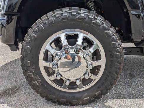 Used 2026 Ford F450 Platinum w/ FX4 Off-Road Package AWD/4WD image 10